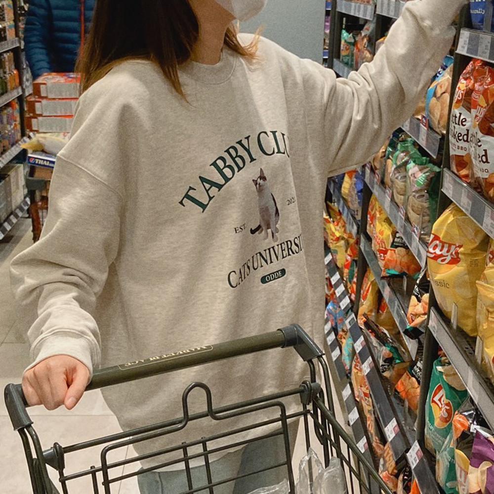Tabby Club Sweatshirt 오트밀 고양이 태비 클럽 맨투맨