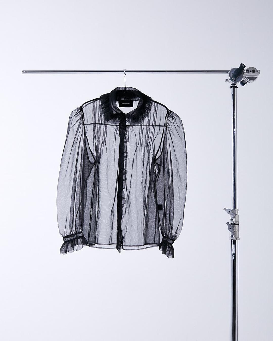 Ruffle Lace Shirts | 후루츠패밀리