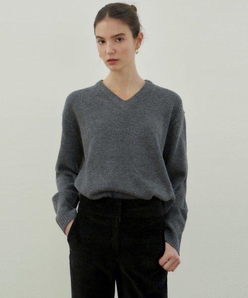 CLASSICAL SOFT V SWEATER_4 COLOR
