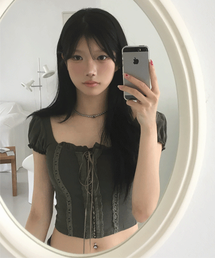 [모델소장🤎] 칸쵸 코르셋 레이스 셔링 반팔 블라우스