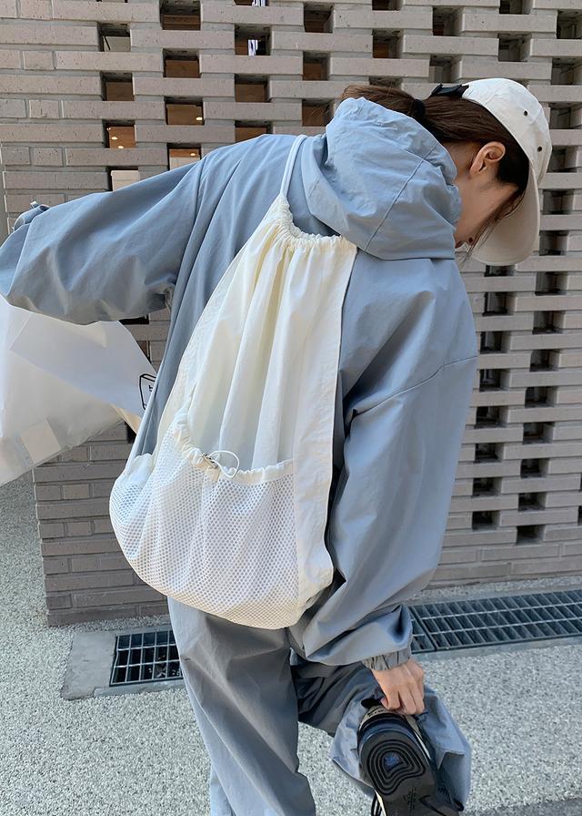 MESH POCKET GYM SACK