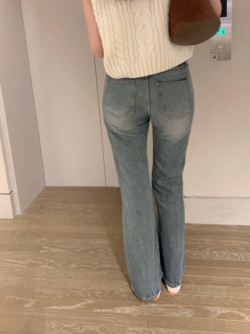 제니오 미아 로우라이즈 부츠컷 데님