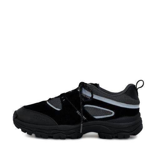 [AS"ON X NEGATIVETHREE] Trekforce Sneakers_Black