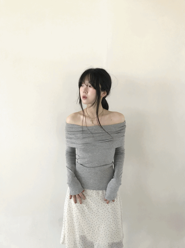 soft off-shoulder tee (4color)