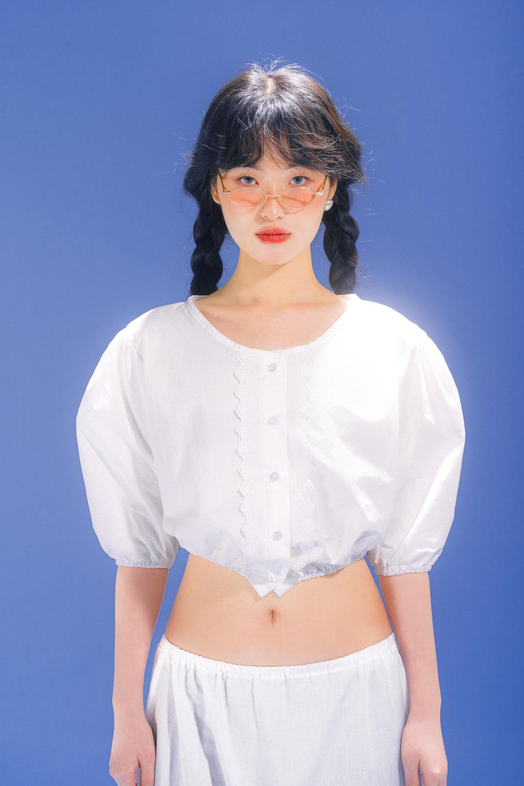 PUFF CROP BLOUSE