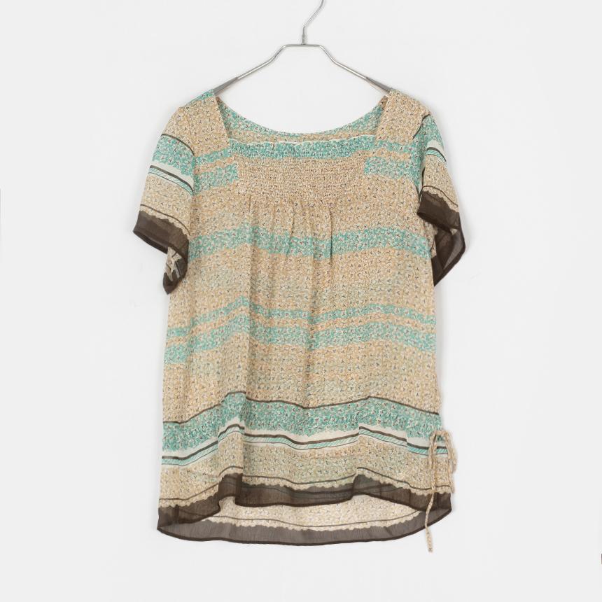 grove ( 권장 M ) 1/2 blouse