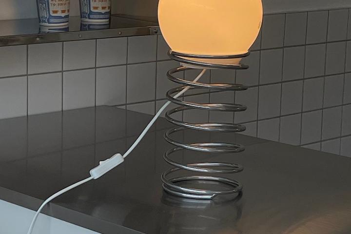 (코드삭스무료증정이벤트) 이케아 스프링 파도 조명 스탠드 바우하우스조명 미드센츄리