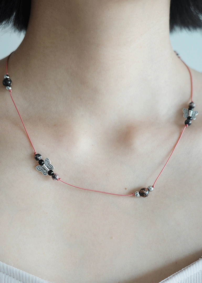 mini butterfly necklace | 미니 나비 줄 목걸이