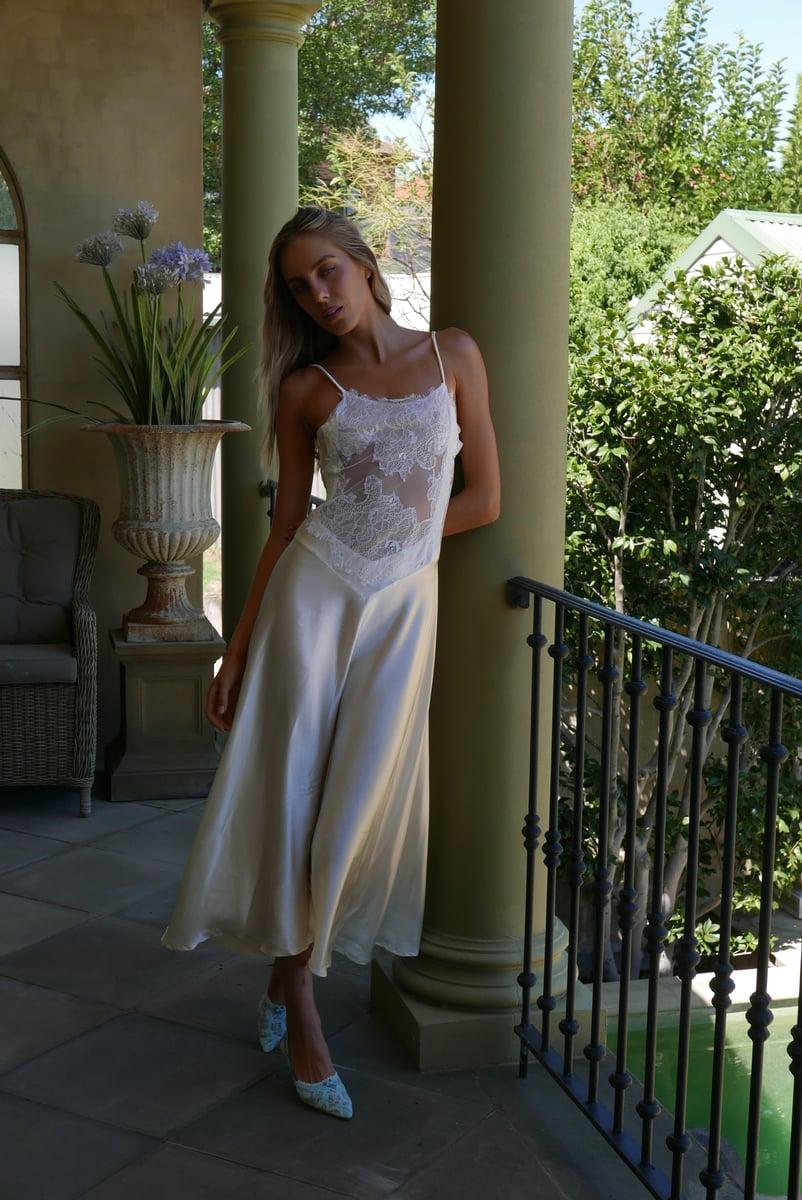 The Vespera Dress in Champagne