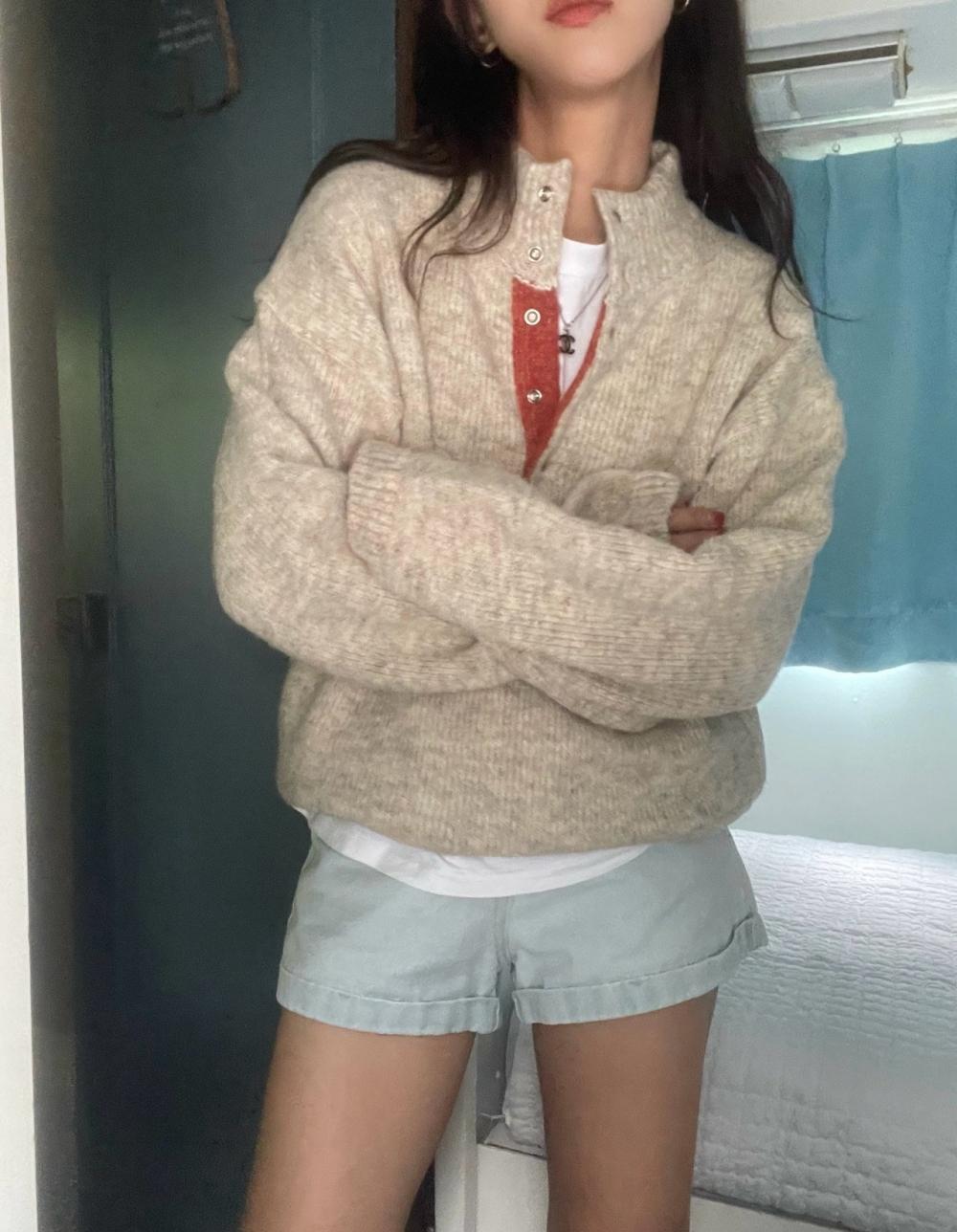 비블랑 [겨울니트] 히든 배색 반오픈 스웨터 -겨울니트 루즈핏 레이어드니트 FW