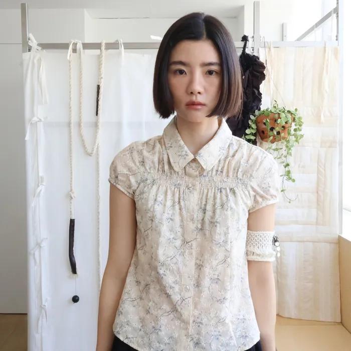 [2차] Girly Embroidery Blouse Vintage Apricot