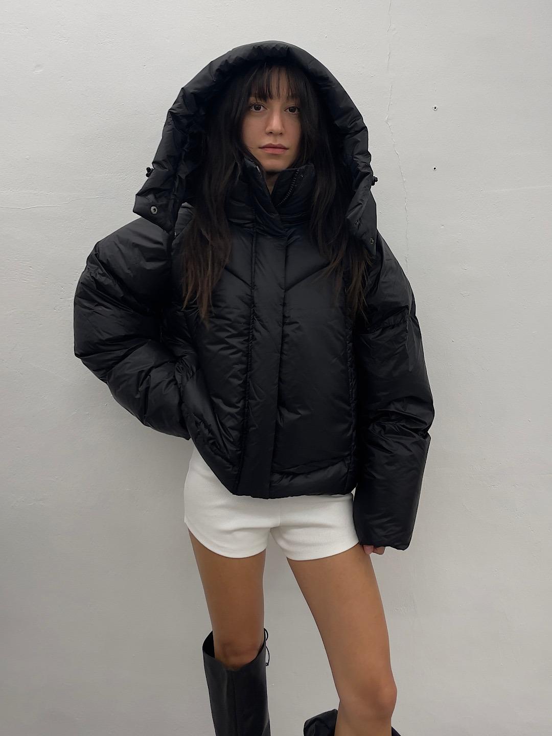 Puff jumper in Black