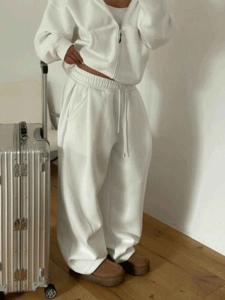 [UNISEX] 몬트 기모 벌룬 트레이닝 팬츠