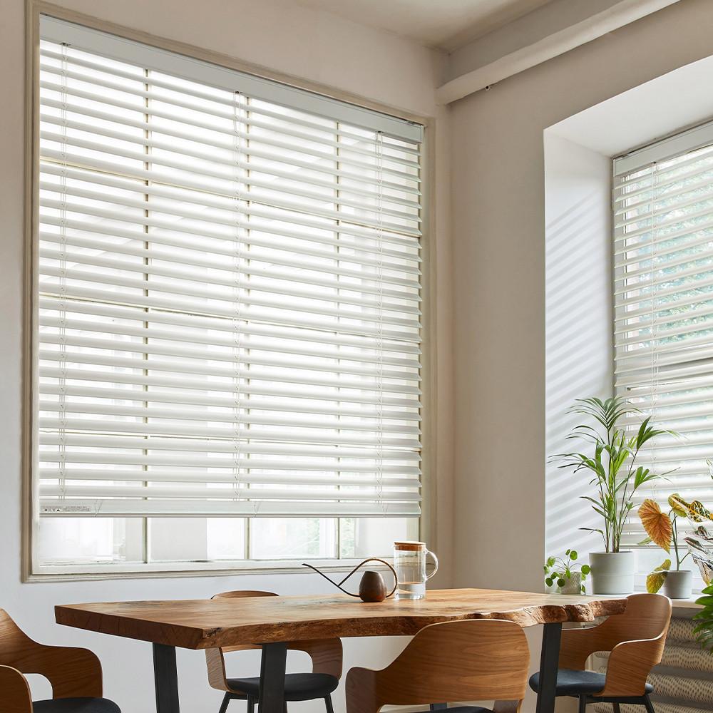 아라크네 오동나무 우드블라인드 거실 베란다 창문 40x40