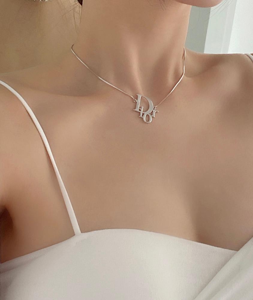 [중고] DIOR silver oblique necklace