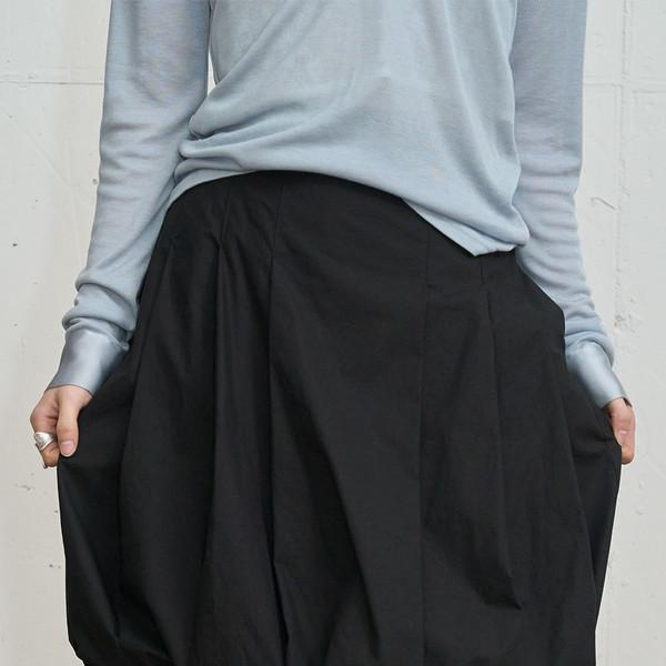 Balloon Pintuck Midi Skirt (Black)