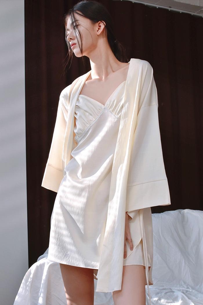 [+4%][SET] Amali slip+robe ivory