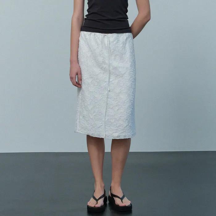 flower applique midi skirt (ivory)