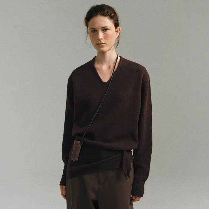 [4차 재입고] pipe v-neck knit (dark brown)