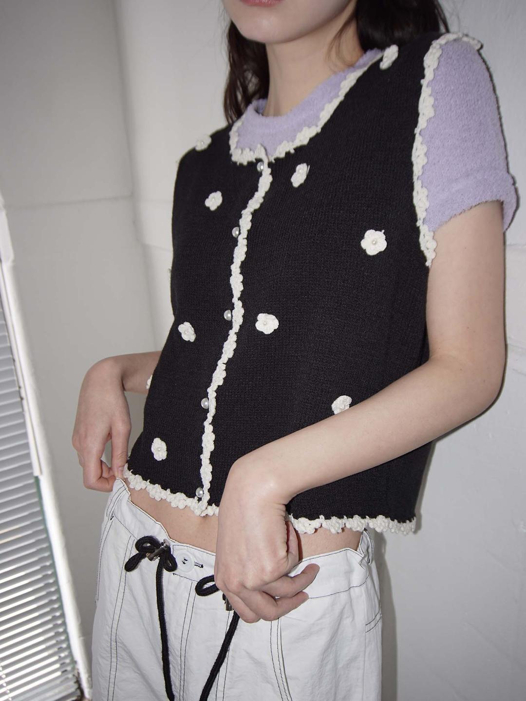 daisy pearl knit vest