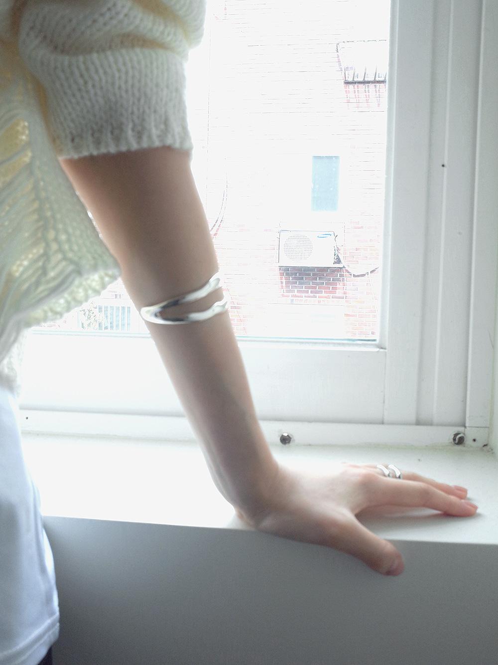 two line bangle