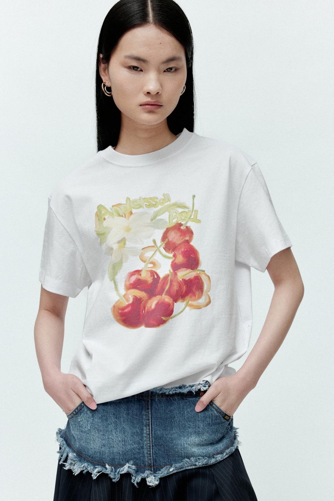 (ESSENTIAL) UNISEX FRUITS T-SHIRT atb1407u(WHITE)