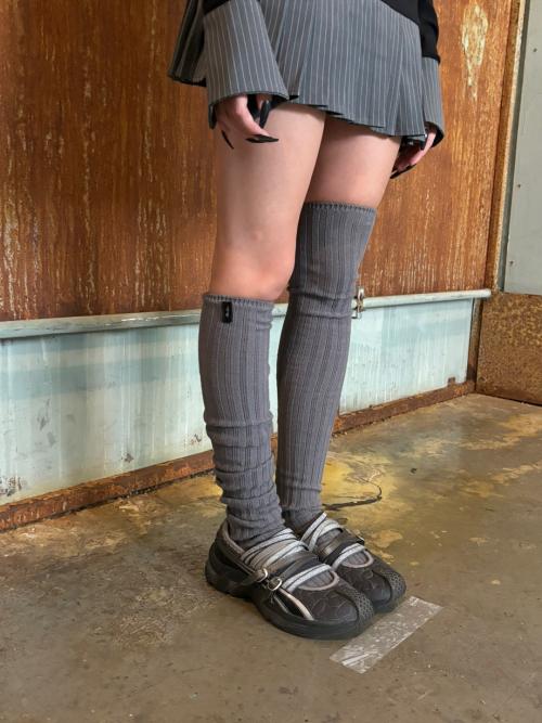 From knee socks (Gray)