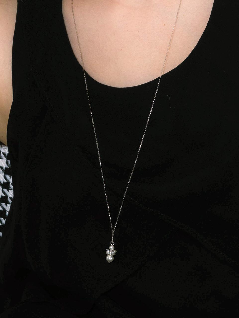 펄리모어 리틀 스노우맨 롱 드롭 목걸이