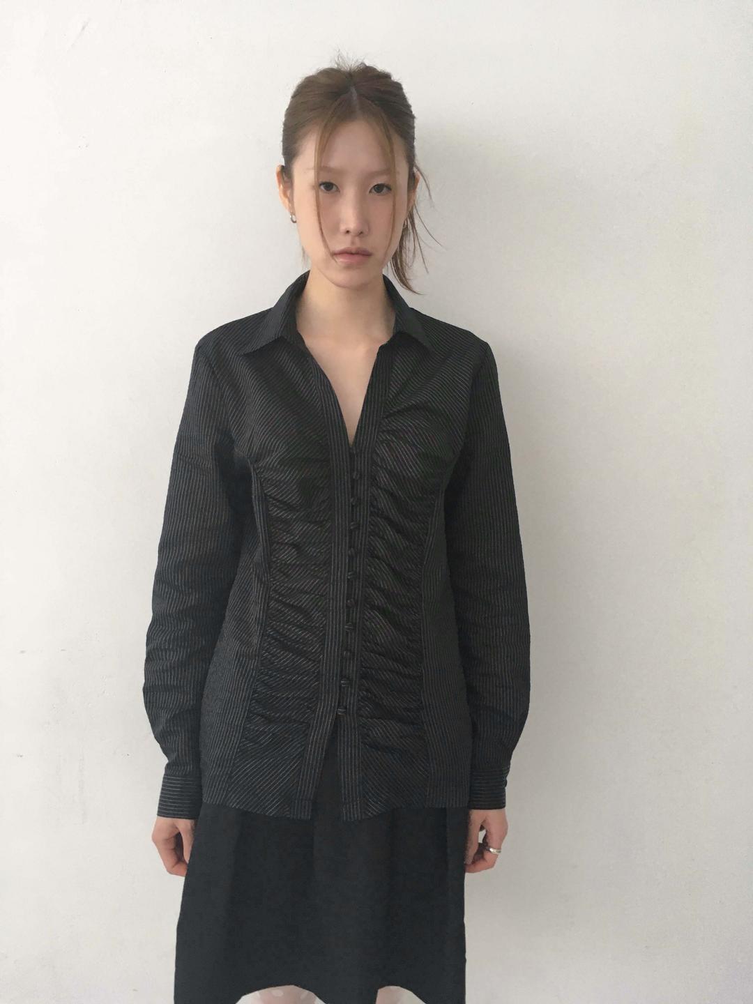 SHIRRING STRIPED SHIRTS_BLACK