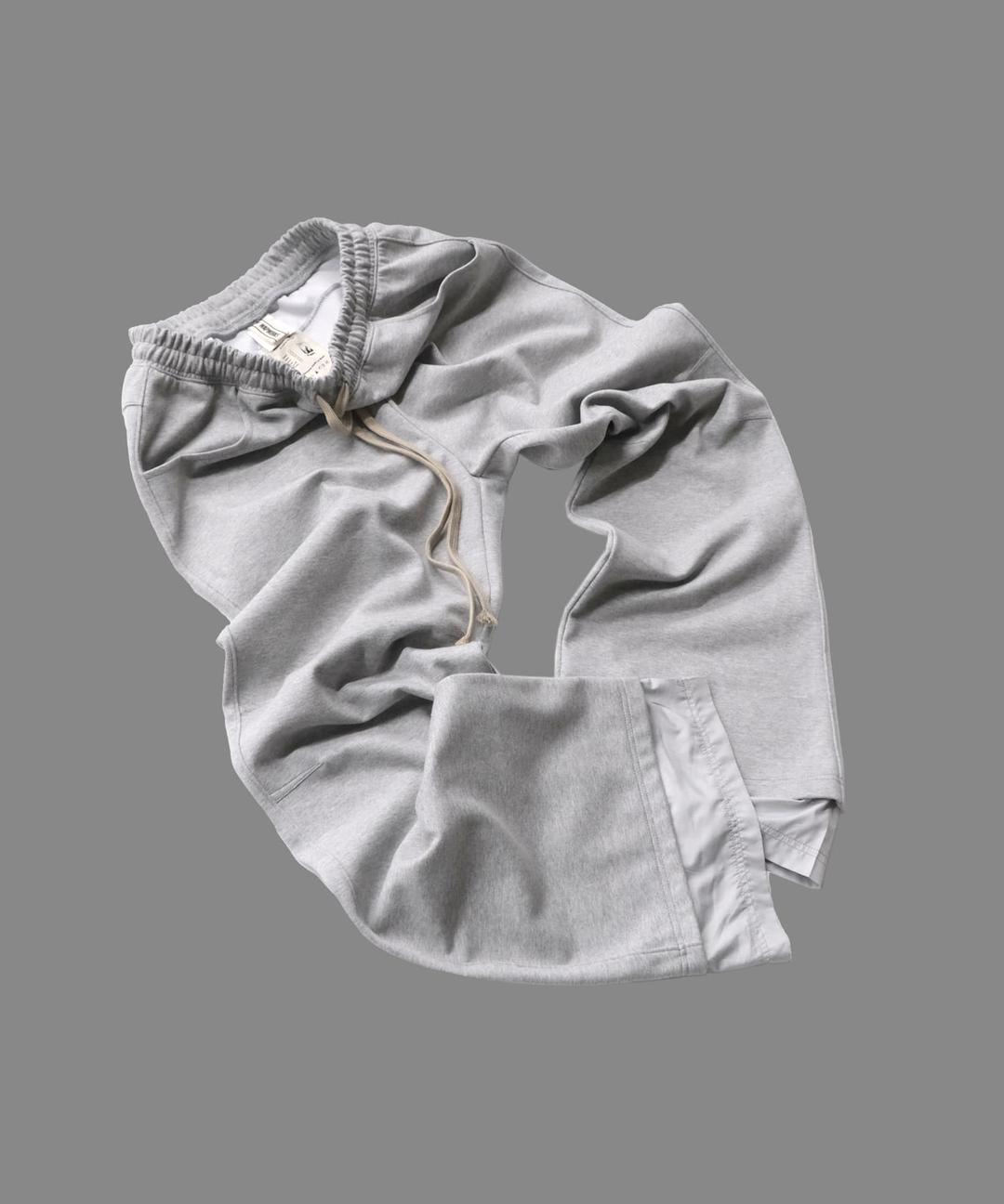 W092 (Flare layerd sweat pants grey)