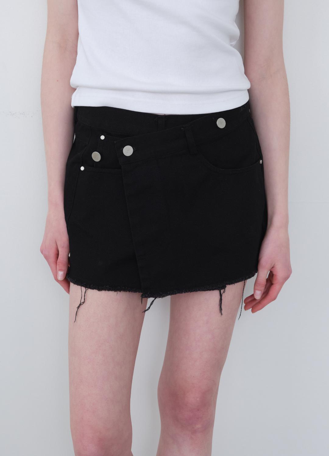 SYA CUT SKIRT (BLACK)