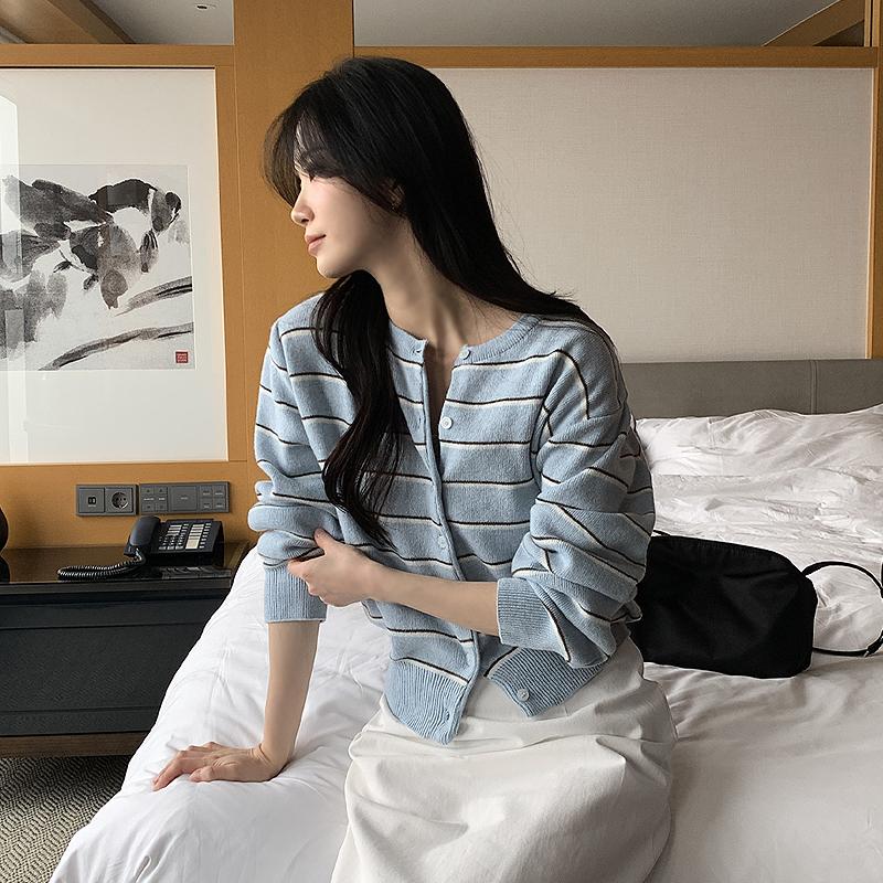 로렌하이 [봄가디건🌷/러블리무드/데이트룩]오츠 스트라이프 라운드 긴팔 가디건 - 6 color