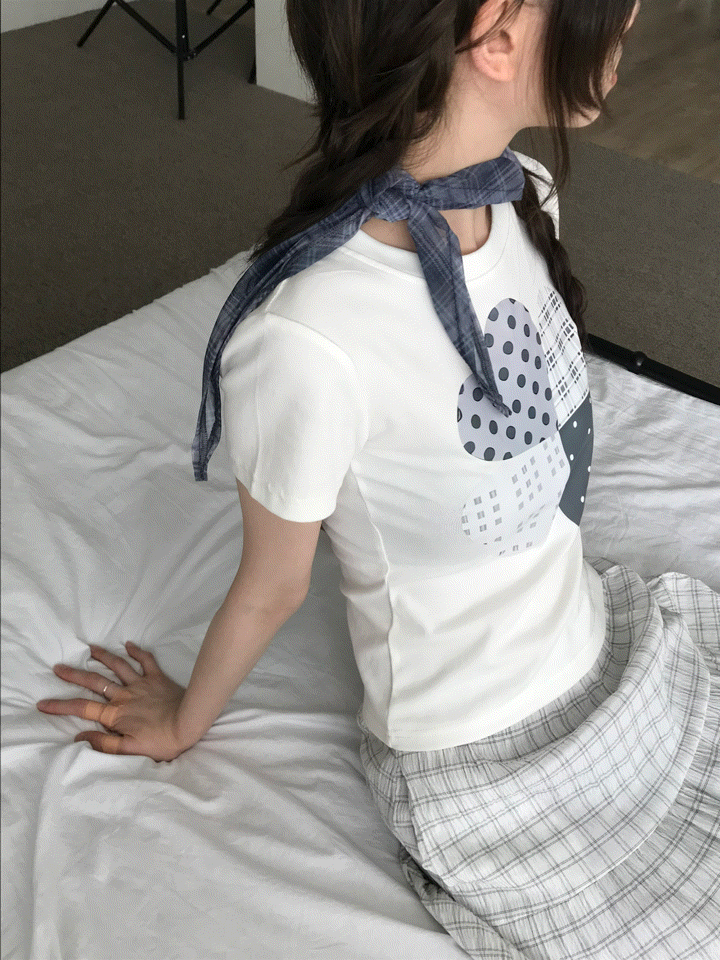 check see-through scarf