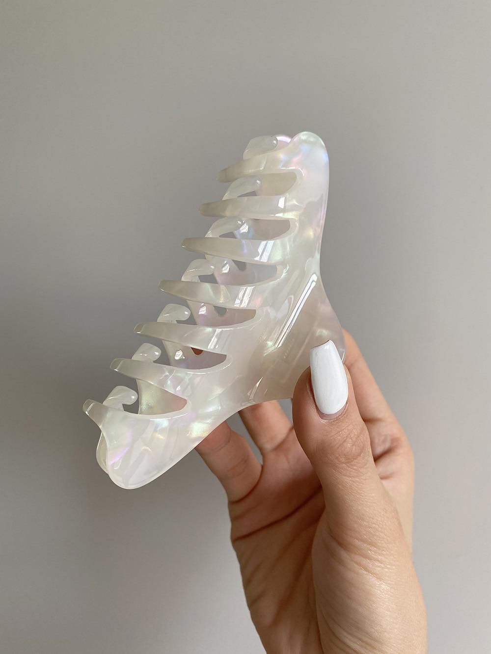 ebi hair-clip