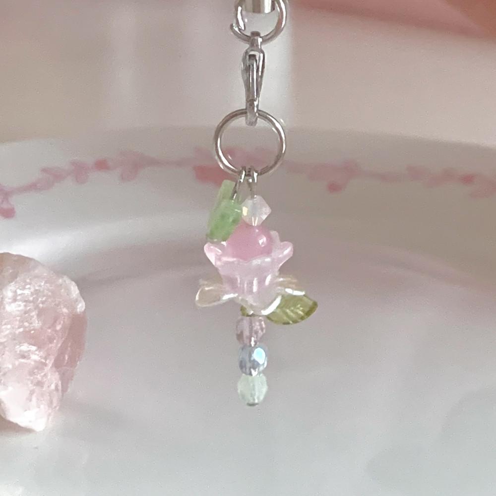 [keyring] 낭만적, 꽃 한 송이 romantic, a flower 비즈 키링