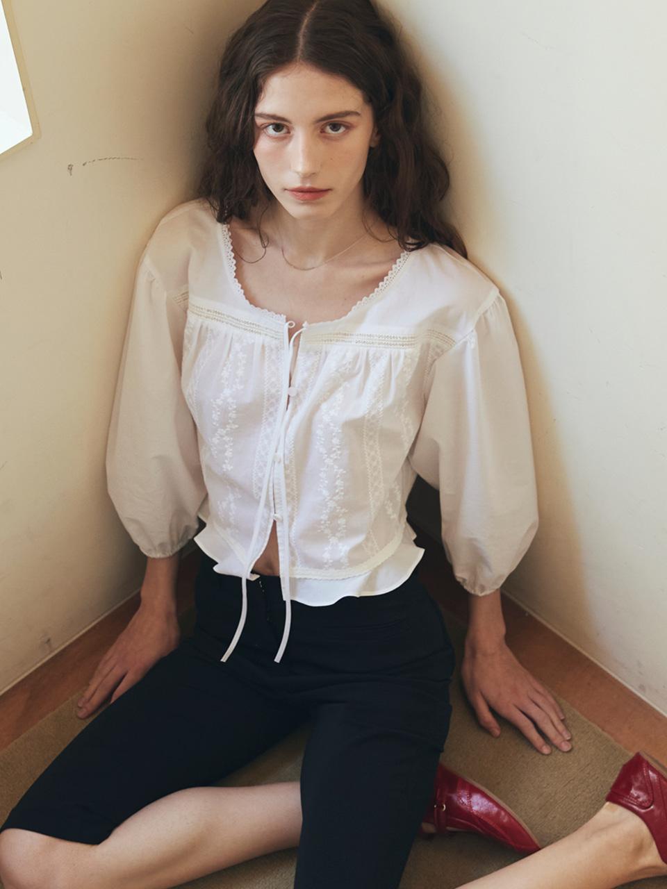 EYELET LACE PEPLUM BLOUSE_WHITE