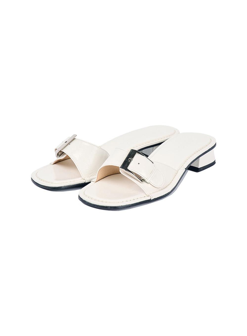 [WOMEN] STRAP BELTED SANDAL_WHITE
