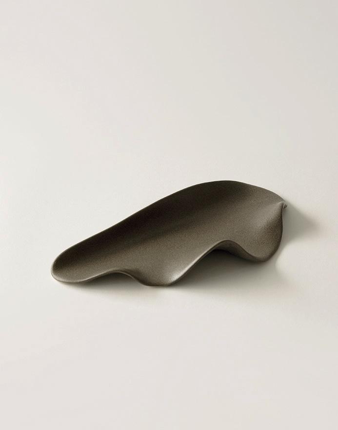 HIN｜Leaf Plate · Brown