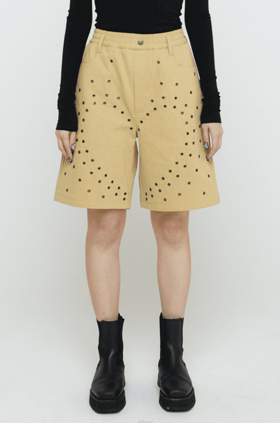 .heart eyelet shorts mustard