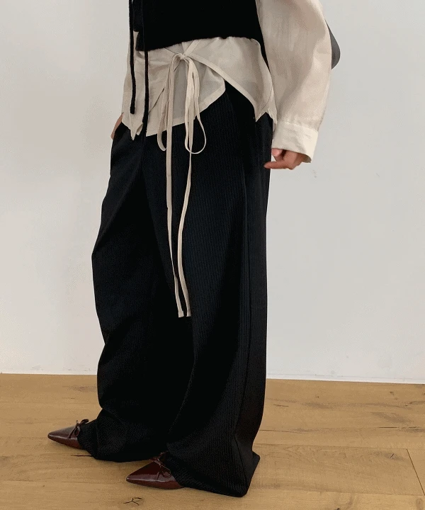 [하객룩/격식룩] 시티 핀 스트라이프 핀턱 와이드 슬랙스 3 color