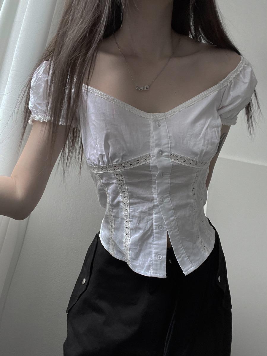 디에어타운 french puff lace top - 위시버킷