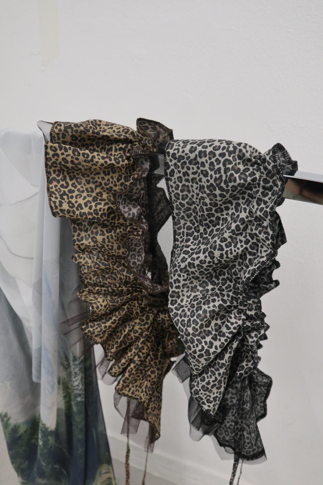 BABE LEOPARD SKIRT BELT