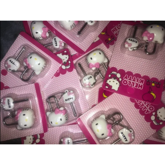 [커플키링 ! 희귀 산리오템] hello kitty mini lock / 헬로키티 자물쇠 키링 산리오 키치 레어 하이틴 장난감 선물용 당일출고
