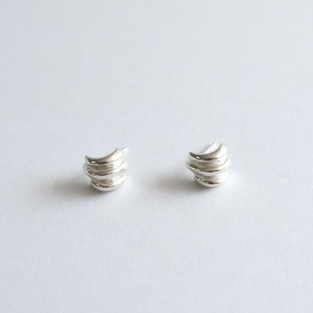 Simple shell earring [silver/gold]