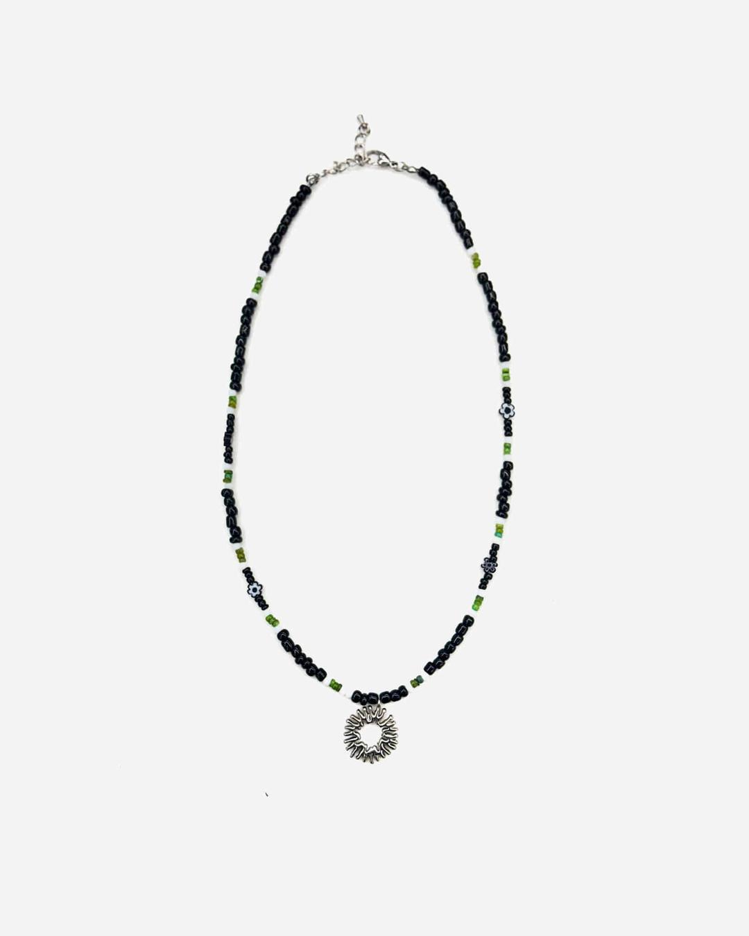 NACRE SYMBOL NECKLACE (KHAKI)