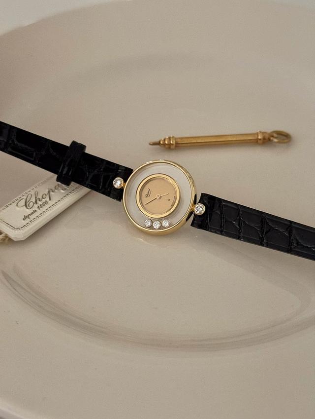 CHOPARD Happy Diamonds watch 18k gold case