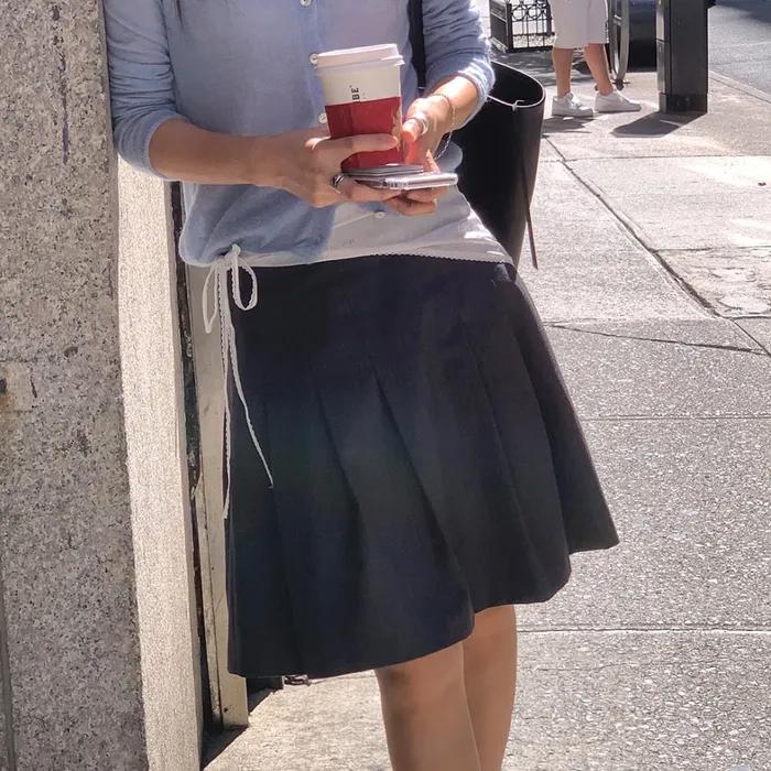 a wool pleats skirt (grey)