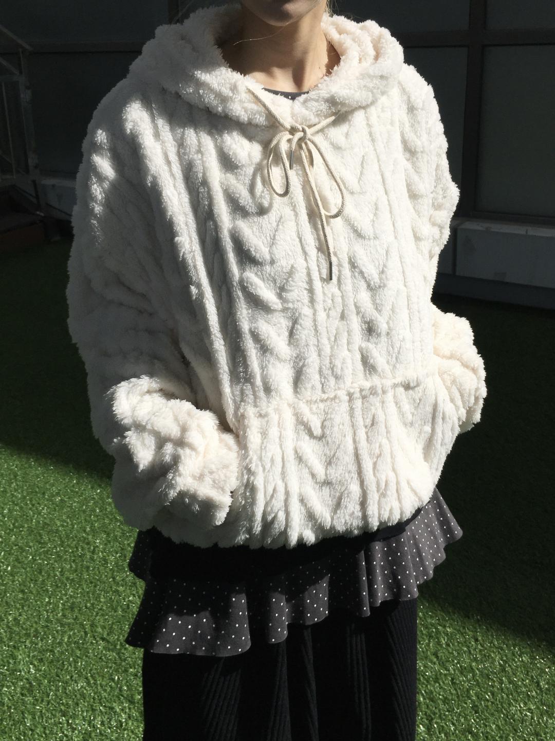 코코 양털 꽈배기 후드티 (3c)