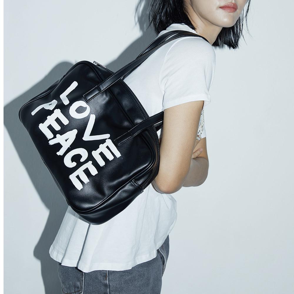 생긴대로 러브피스 숄더백