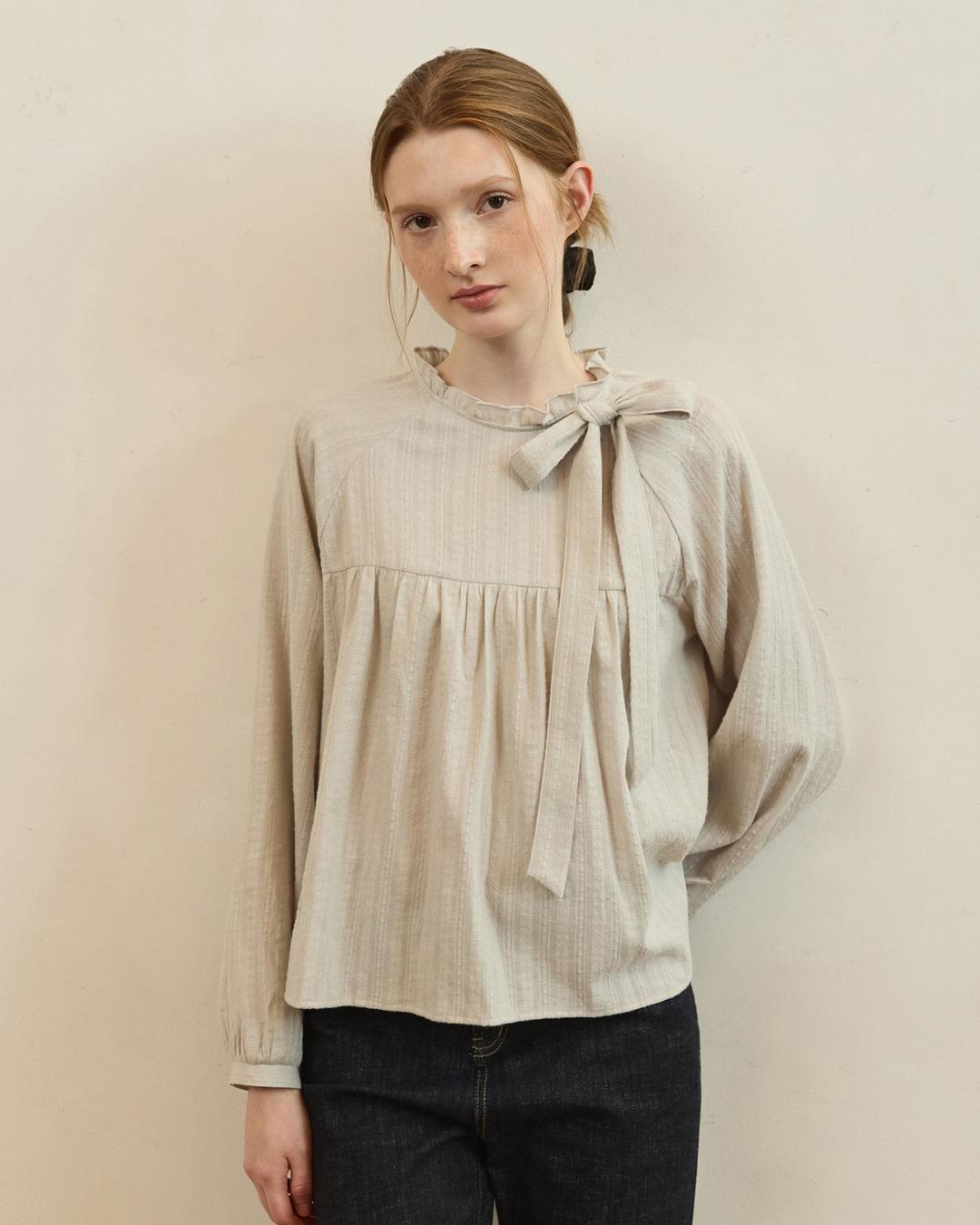 Ribbon neck frill pin jacquard blouse - blue grey